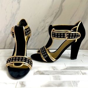 Nine West Black Suede Gold Trim Buckle Detail Sandals Size 6